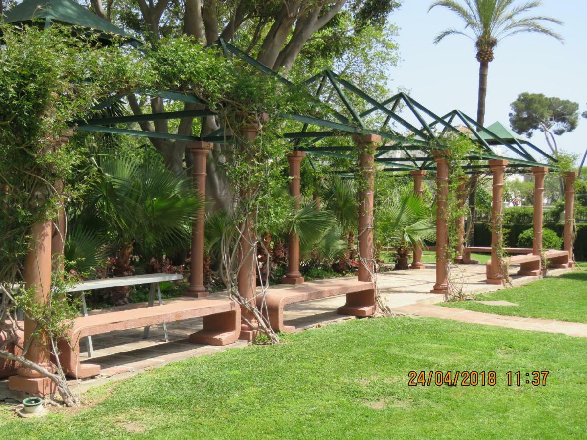 Benal Beach Apartments Malaga Zewnętrze zdjęcie