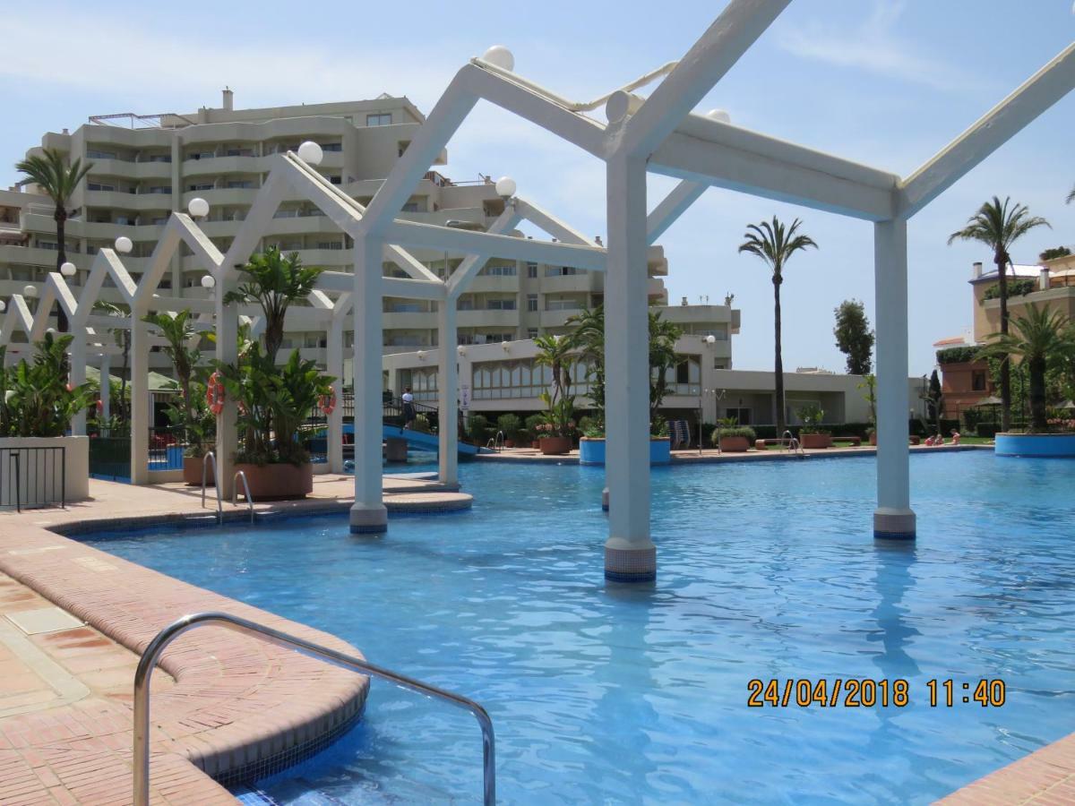 Benal Beach Apartments Malaga Zewnętrze zdjęcie
